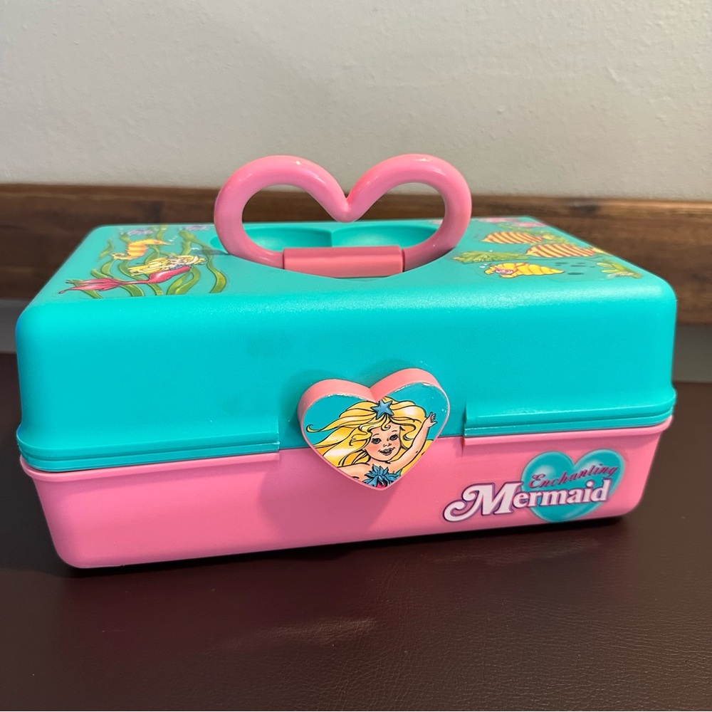 Vintage 80s/90s CDI Enchanting Mermaids Caboodles Style Makeup Case